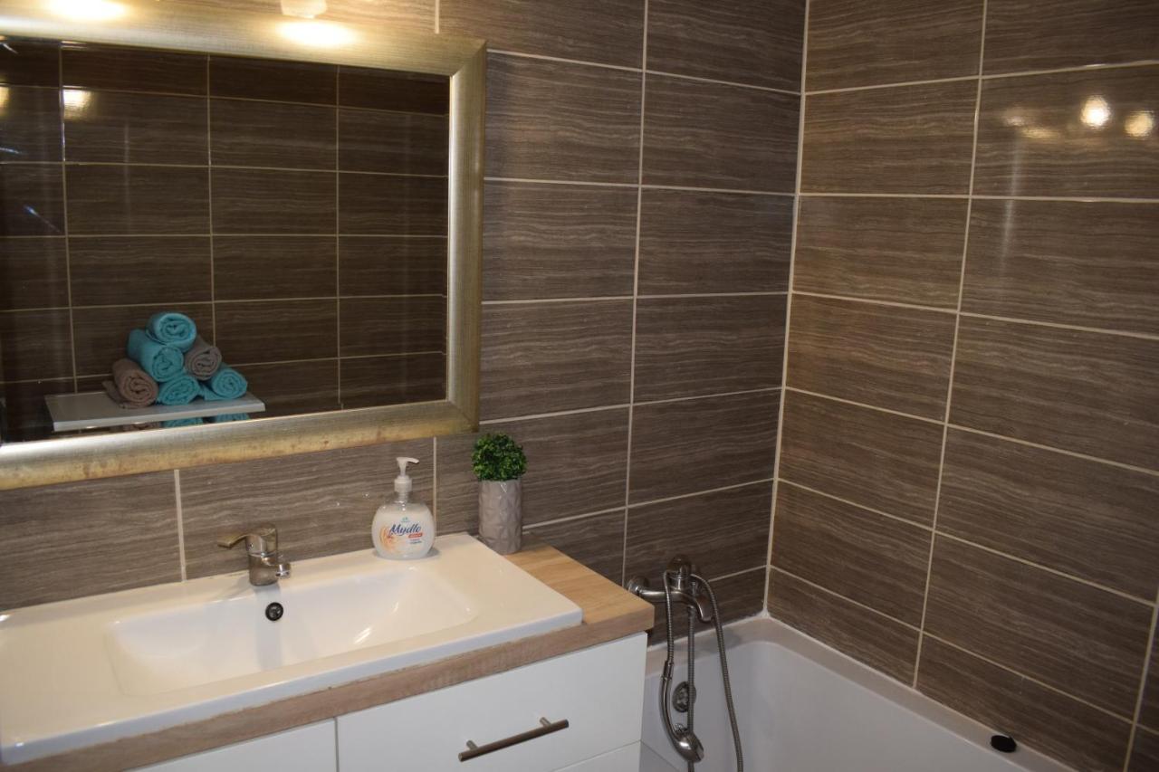 Apartament M-5 - 74M2 Čenstochová Exteriér fotografie