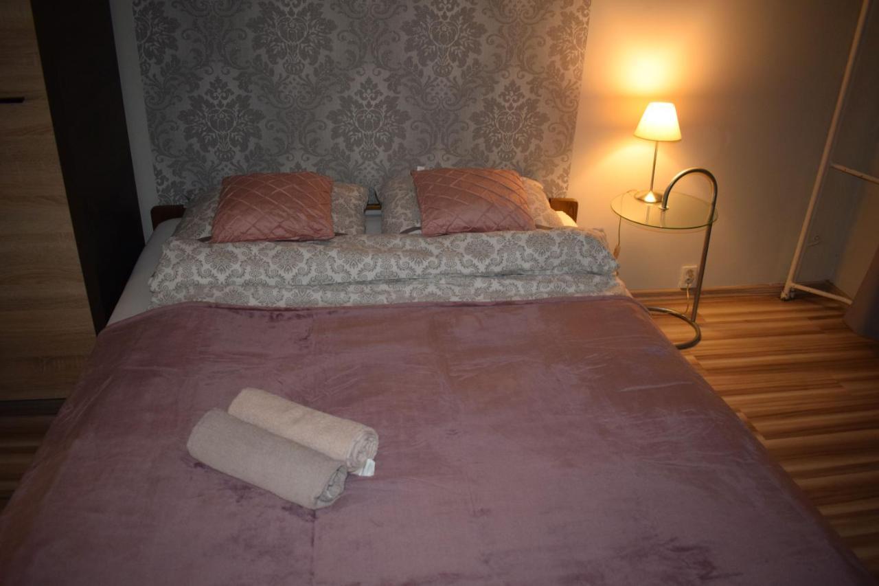 Apartament M-5 - 74M2 Čenstochová Exteriér fotografie