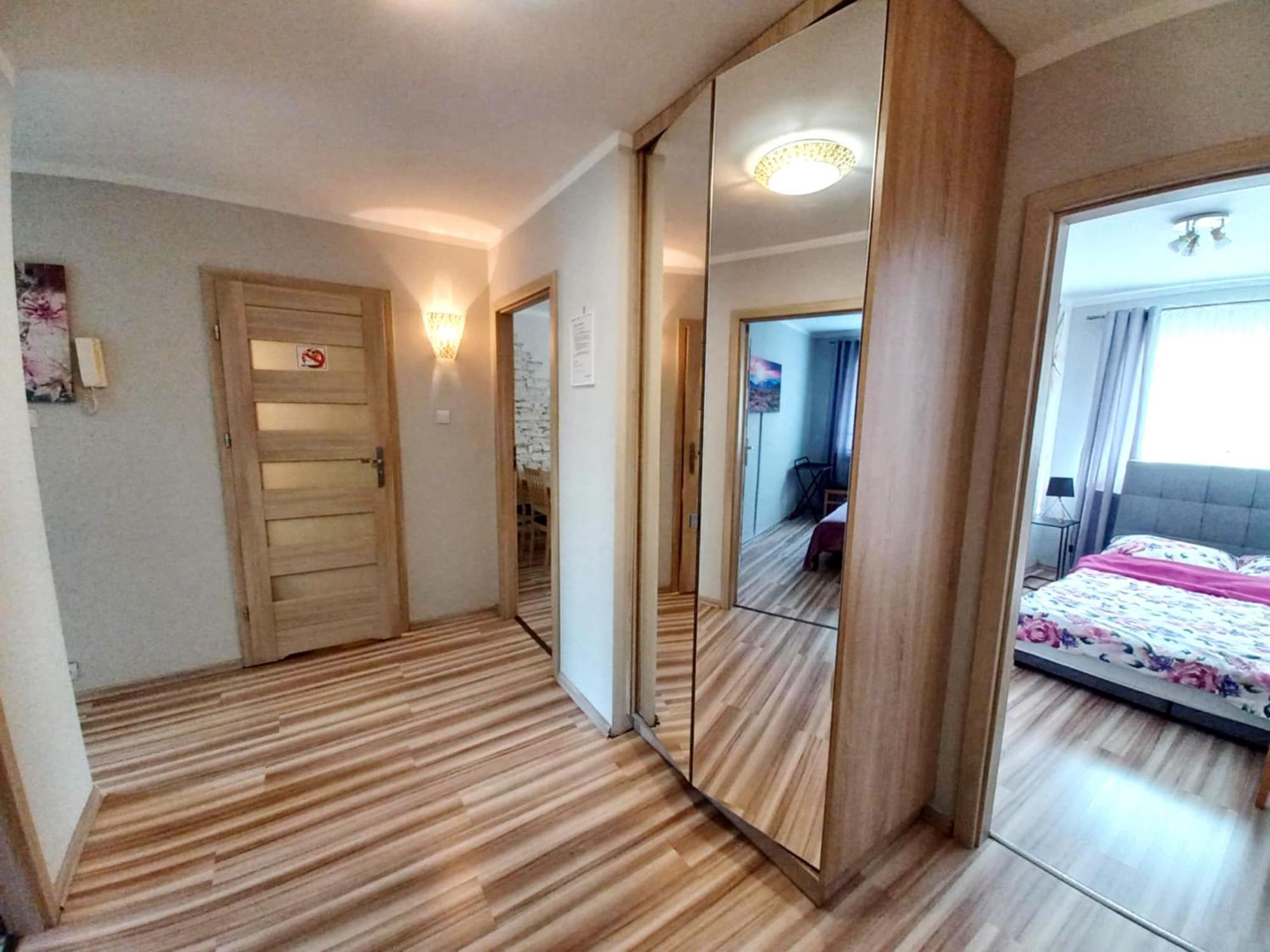 Apartament M-5 - 74M2 Čenstochová Exteriér fotografie